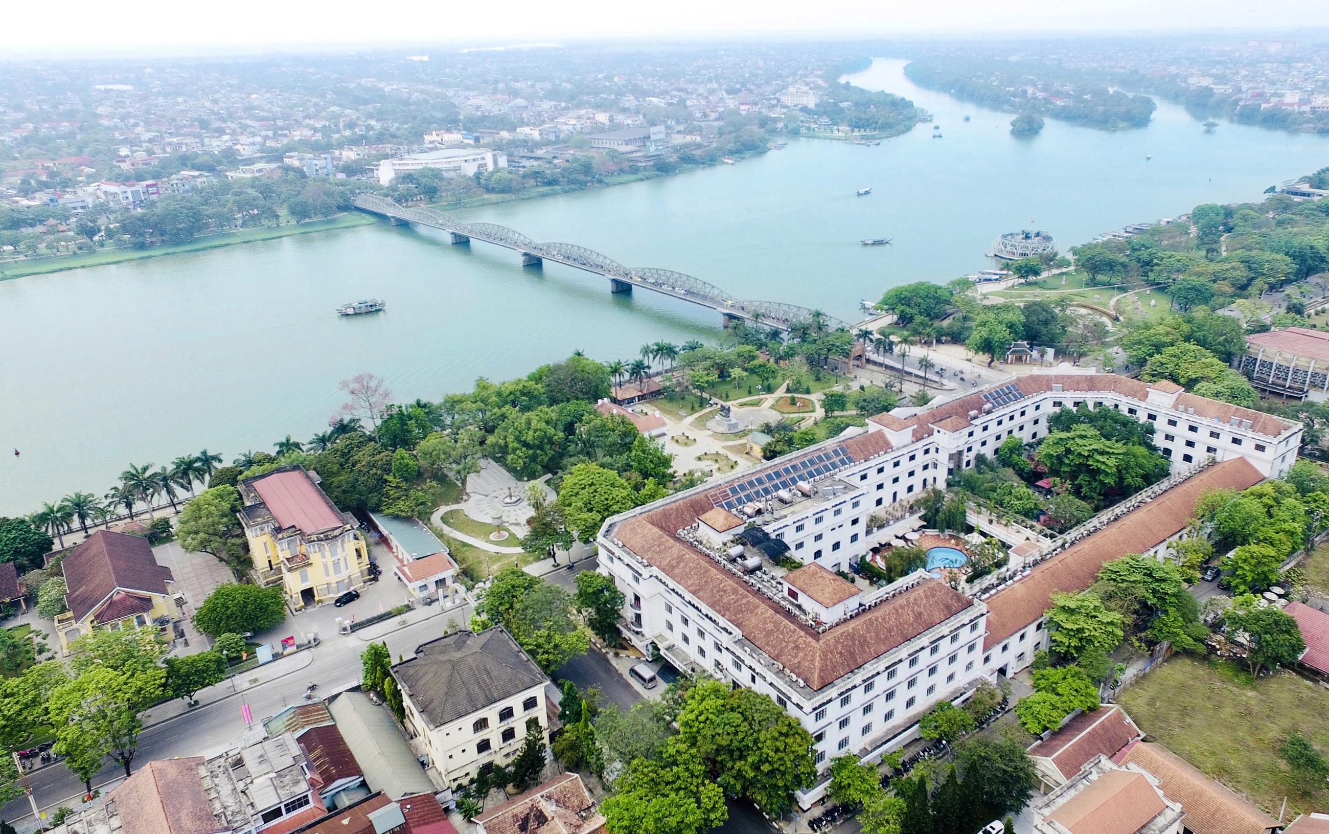 Saigon Morin Hotel Hue Exterior photo
