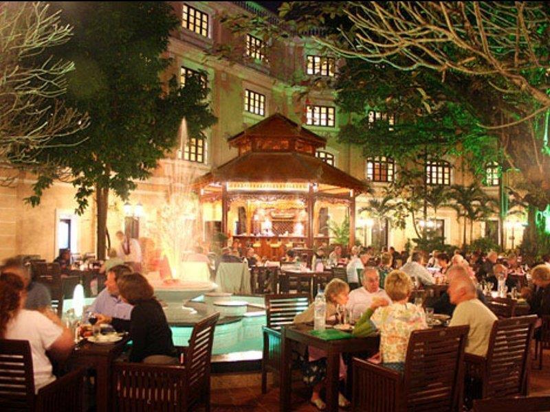 Saigon Morin Hotel Hue Exterior photo